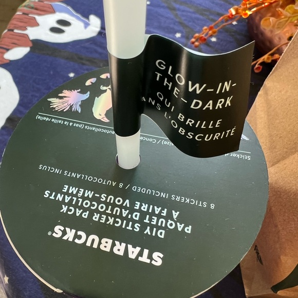 NWT Starbucks glow in the dark 2022 16ounce cold cup - Picture 3 of 6